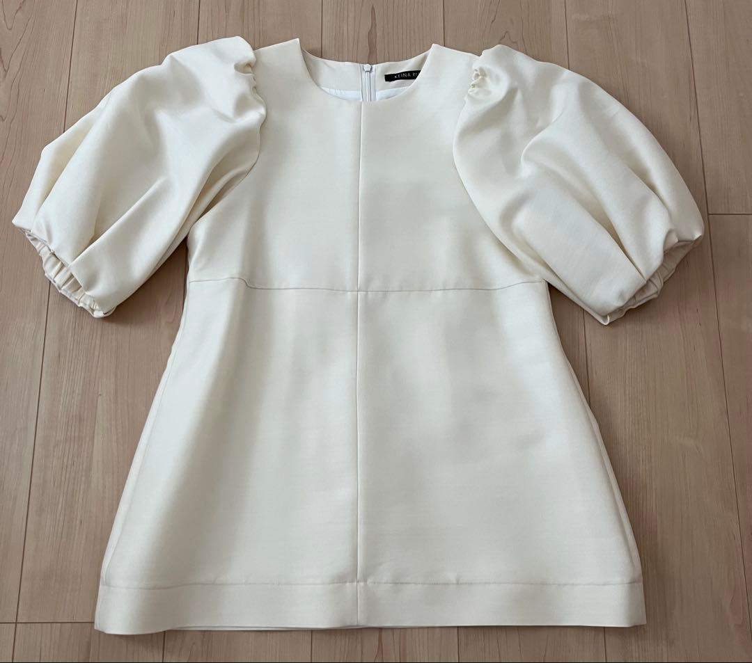 ケイナリタ　ホワイト