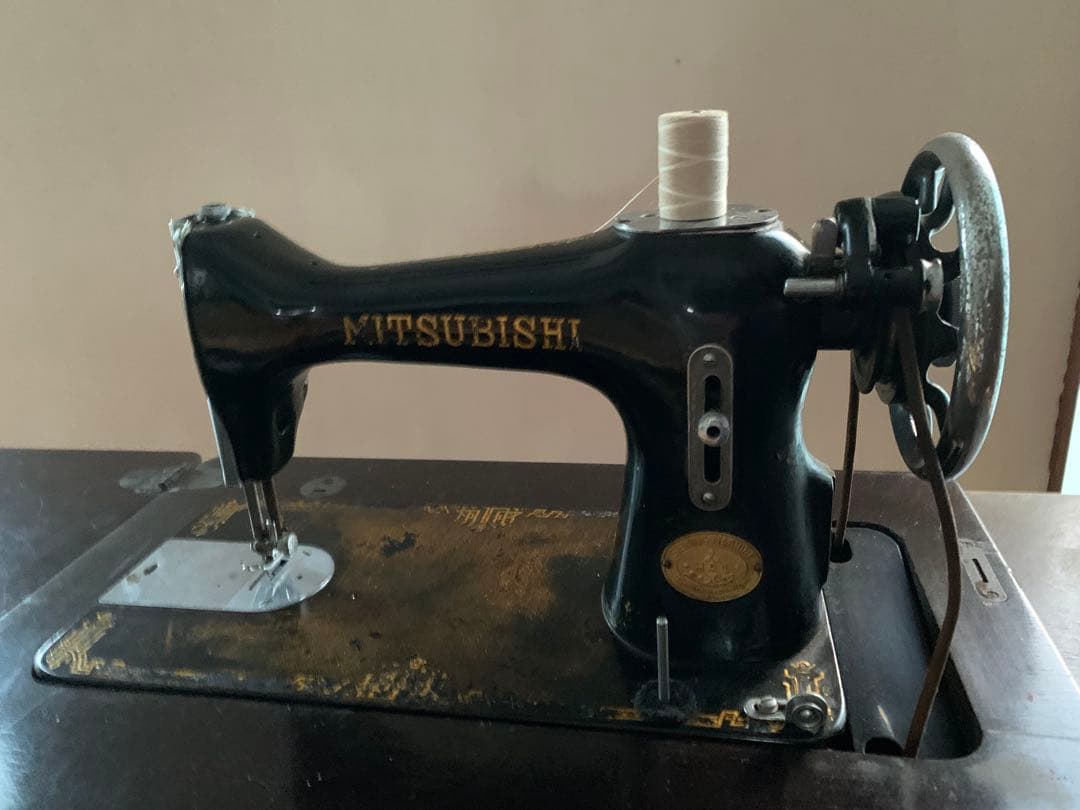 足踏みミシン　昭和レトロ　アンティーク　古道具　カフェインテリア