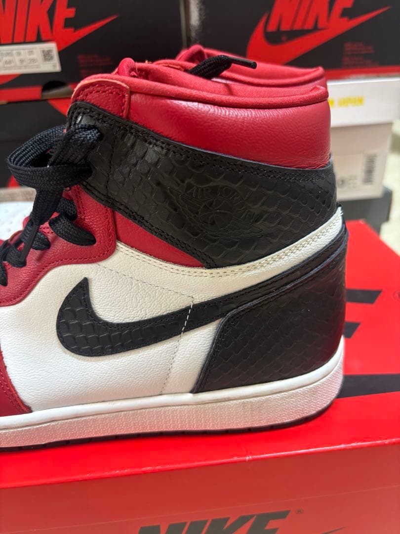 AIR JORDAN 1 HIGH OG \"SATIN RED\" サテンレッド