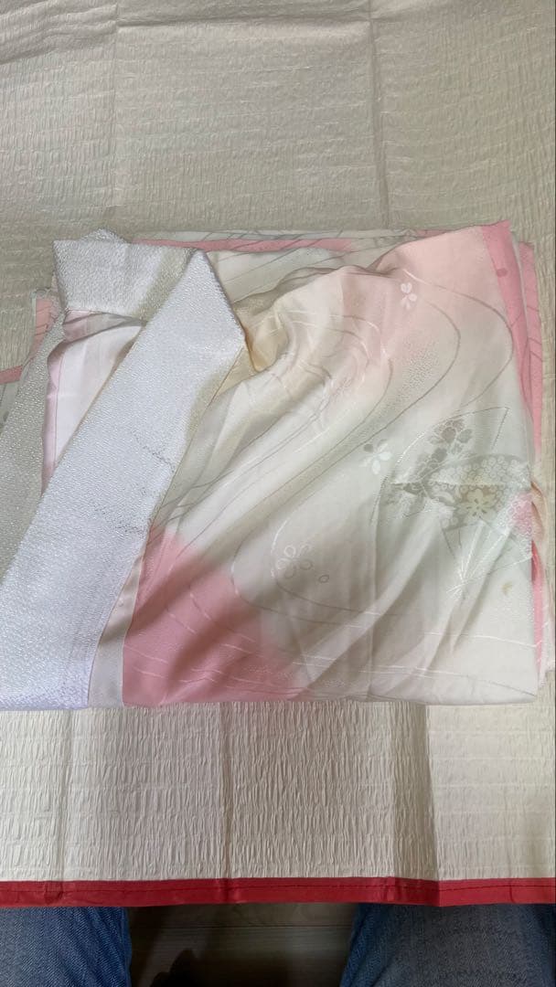 振袖濃紺 花柄と金箔の孔雀柄振袖長襦袢付きH102