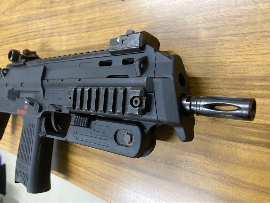 【オマケ付けます】東京マルイ 電動コンパクトマシンガン MP7A1