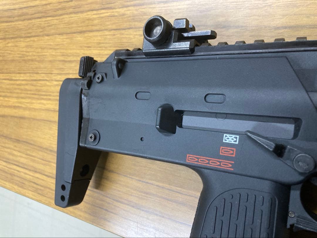 【オマケ付けます】東京マルイ 電動コンパクトマシンガン MP7A1