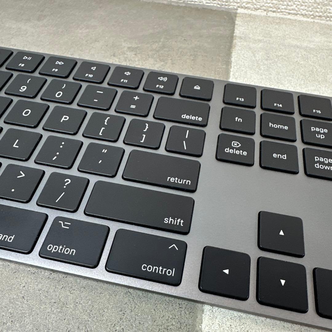 Apple 純正 A1843 Magic Keyboard テンキー付