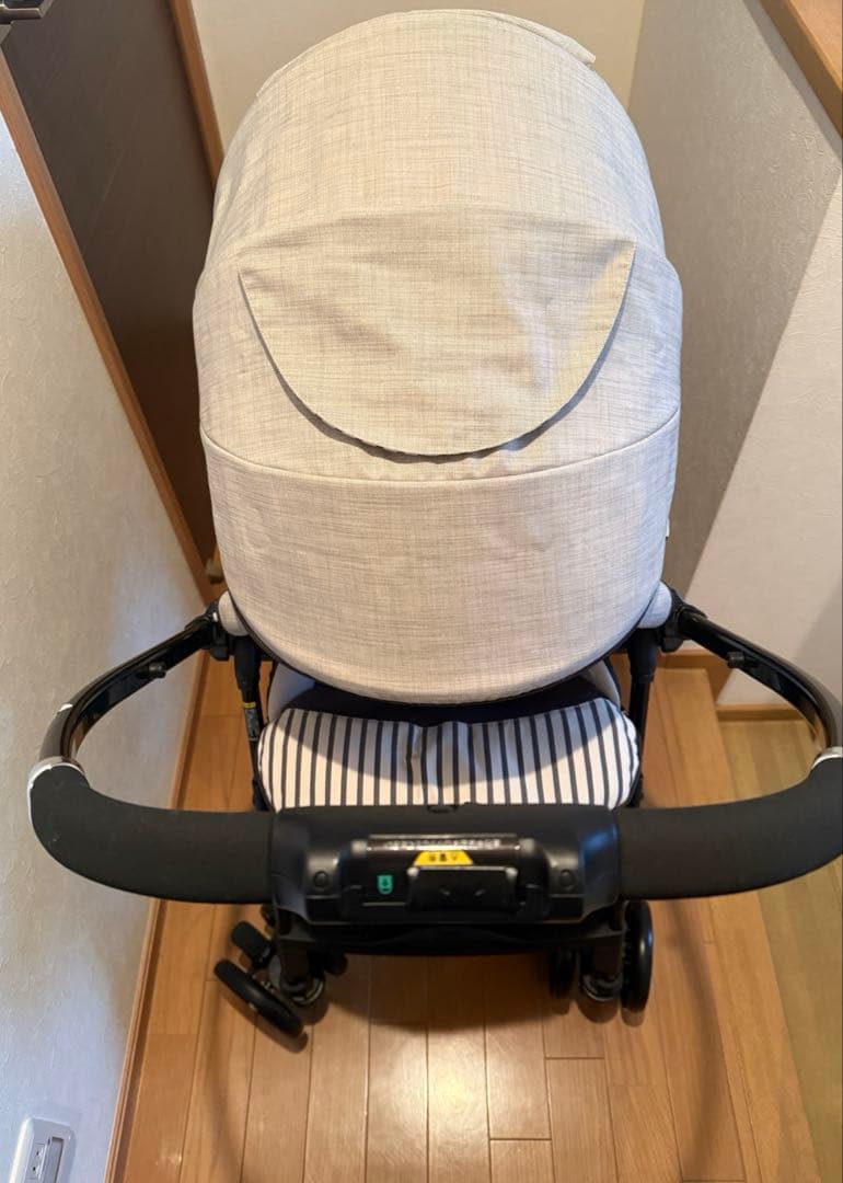 美品 コンビ スゴカルα 4キャス Light エッグショック 付属品説明書あり