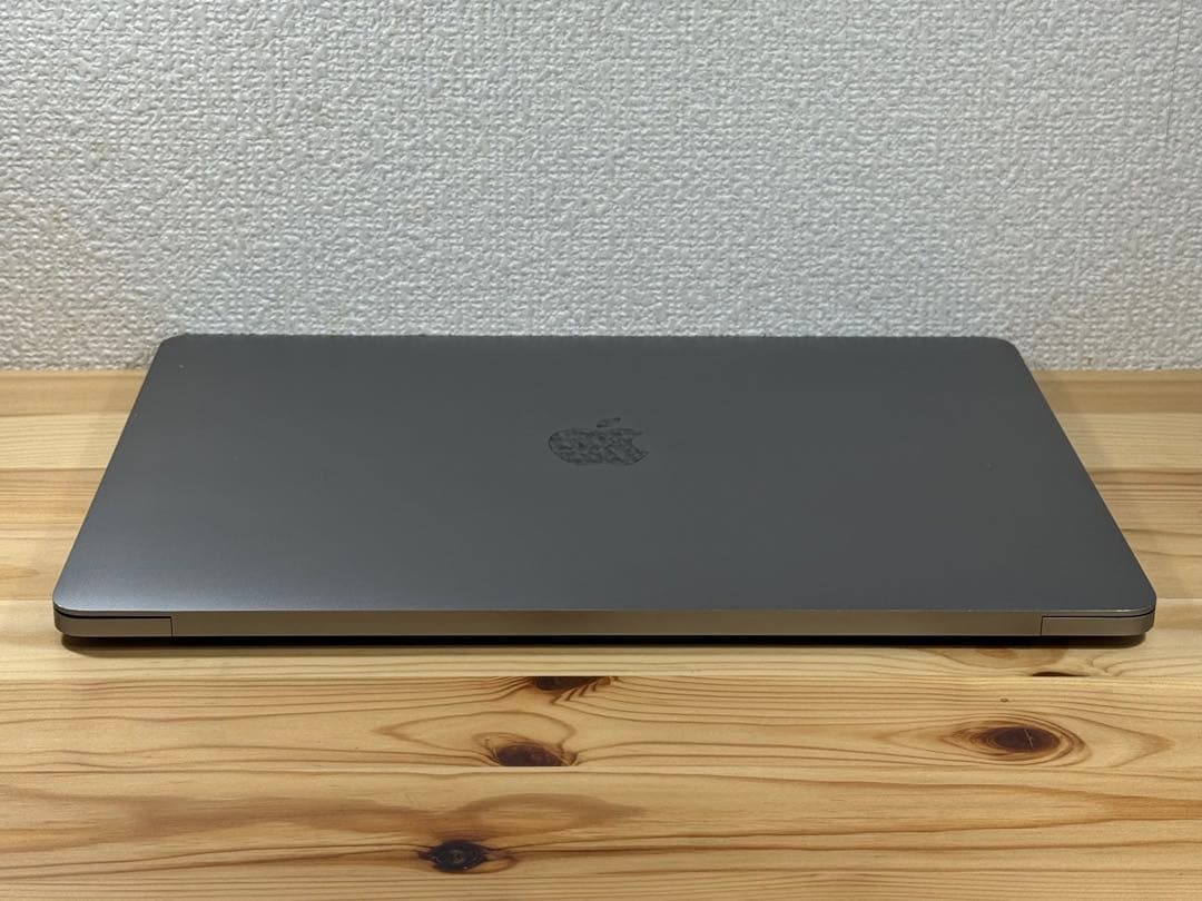 MacBook本体 Apple MacBook Pro 13 2016 i7/16GB/250Gb