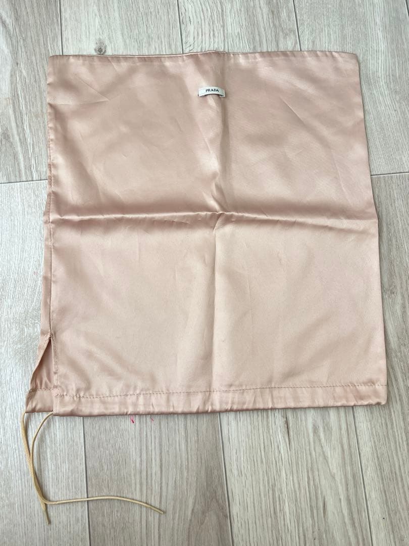 PRADA ブラック ポインテッドトゥ ハイヒール 36.5