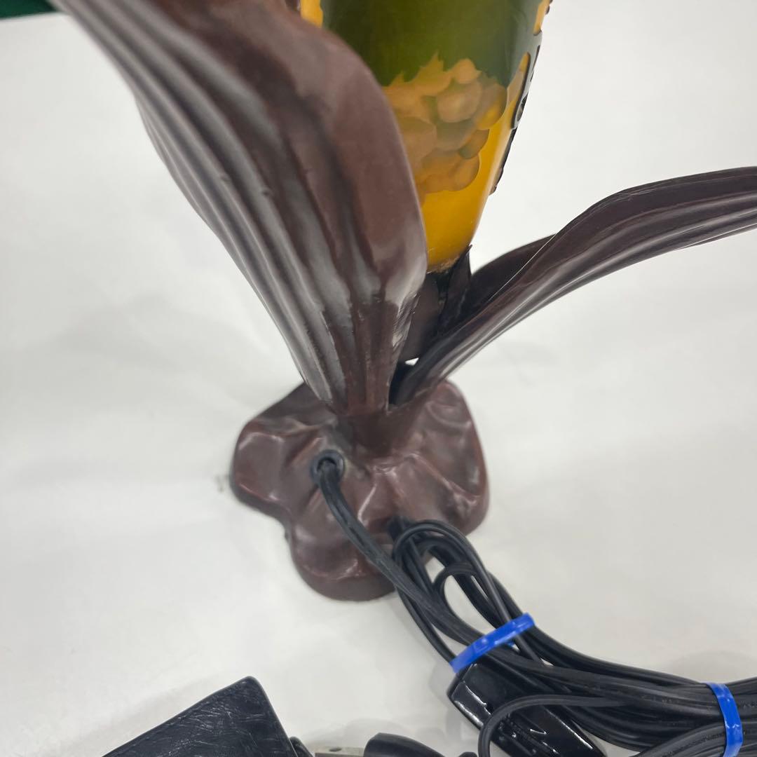 ガレ風　アンティーク リリー テーブルランプ フラワーシェード