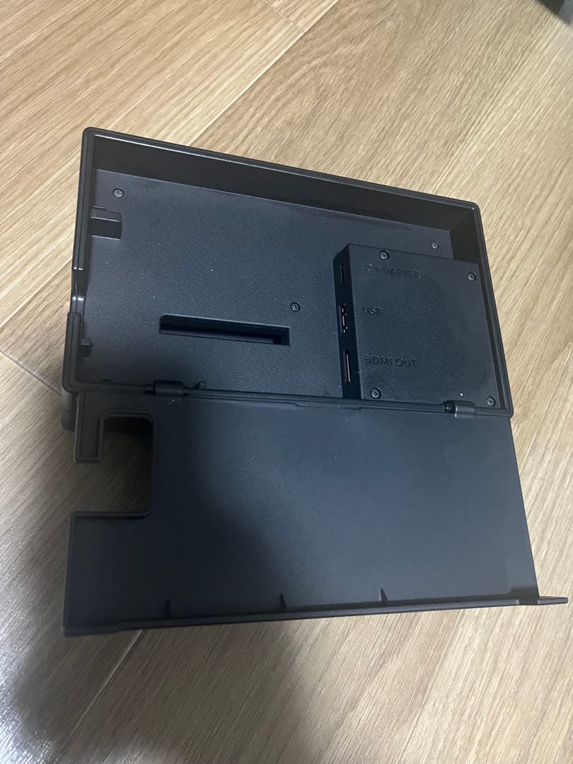 任天堂　Nintendo Switch 完品&Switchケース　未使用セット
