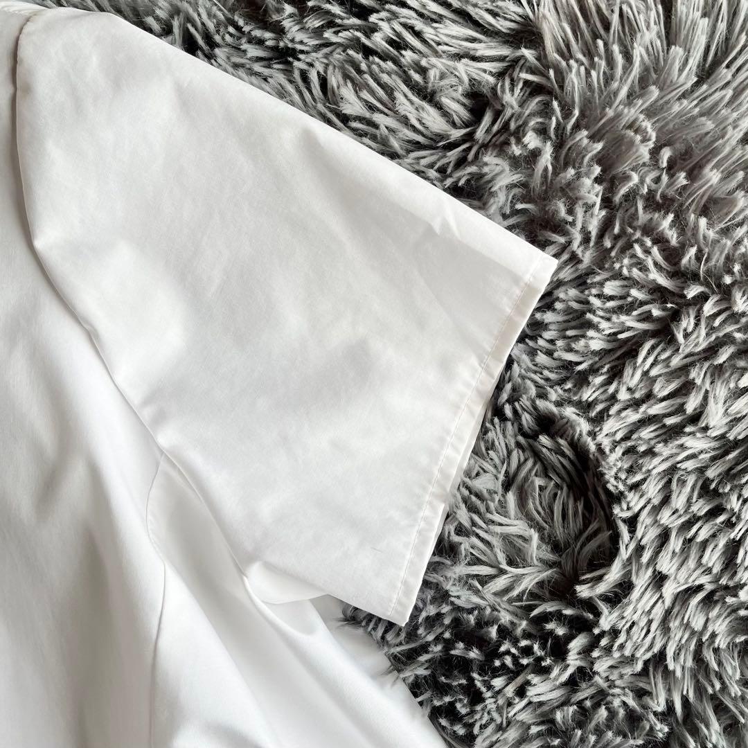 美品 オーガ OHGA 裾フリル半袖ブラウス FRILL BLOUSE 近年