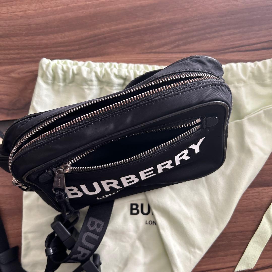 Y*様 BURBERRY ブラック ボディバッグ