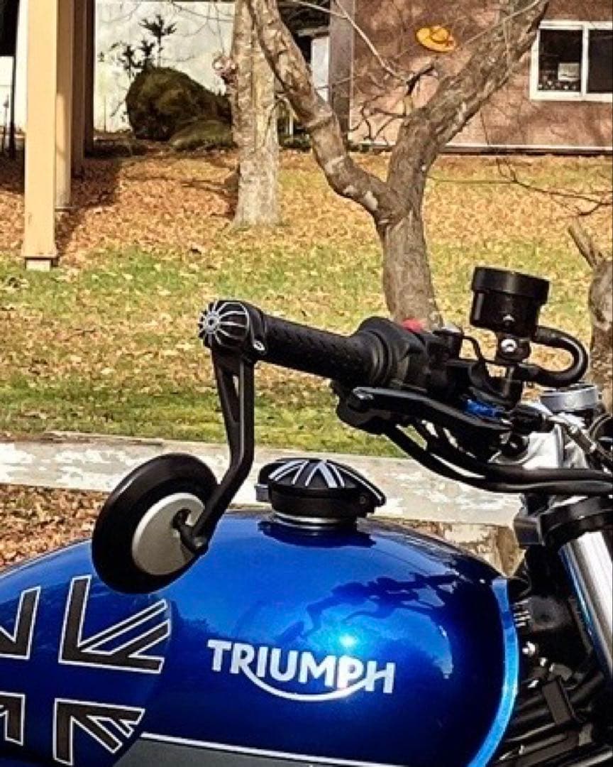 サマーセール！Triumph純正バーエンドミラー(バーエンド付属)