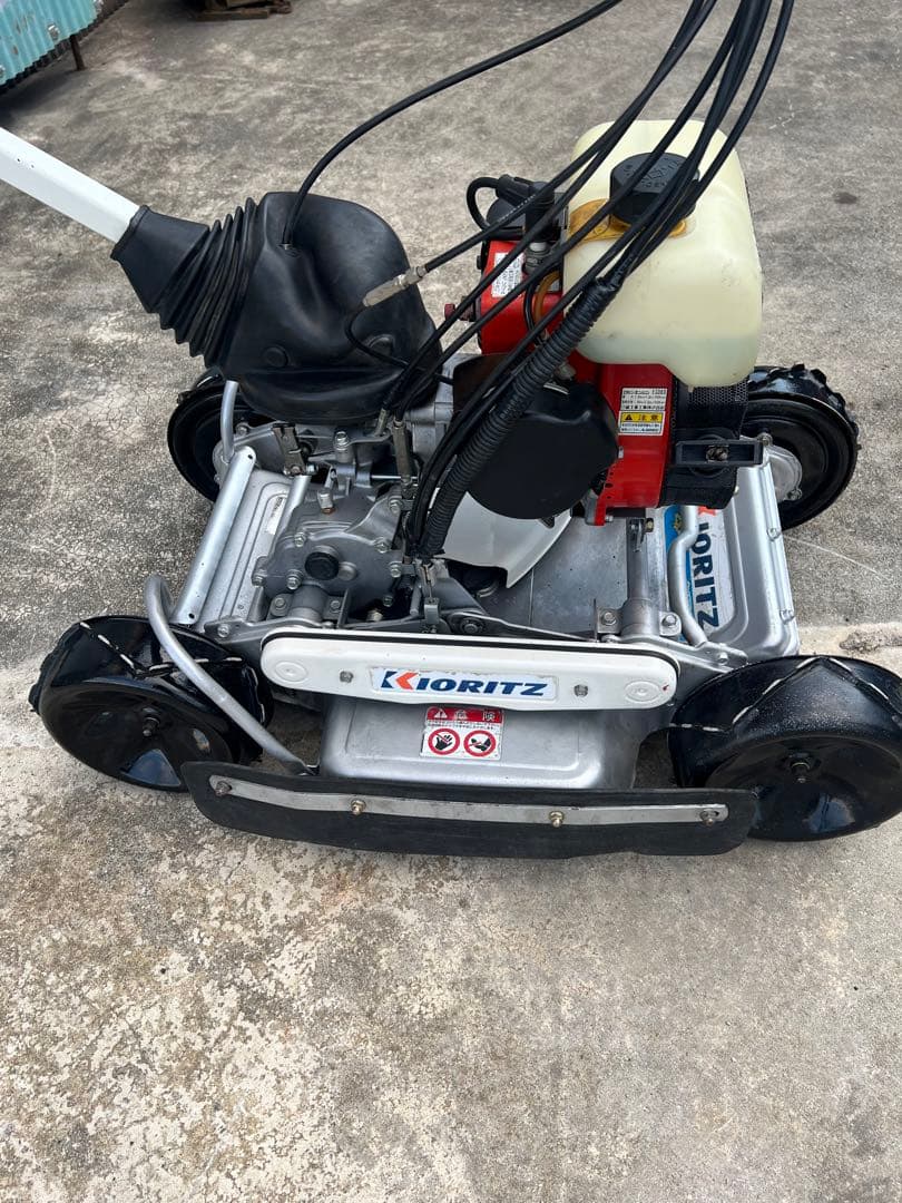 草刈機 スパイダーモアーAZ850A-4WD 芝刈り機