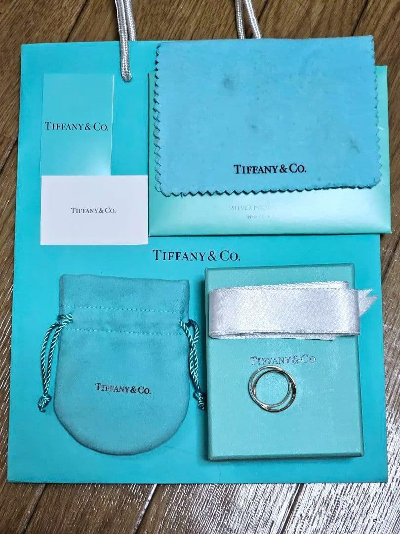 Tiffany & Co. インターロッキングリング1837