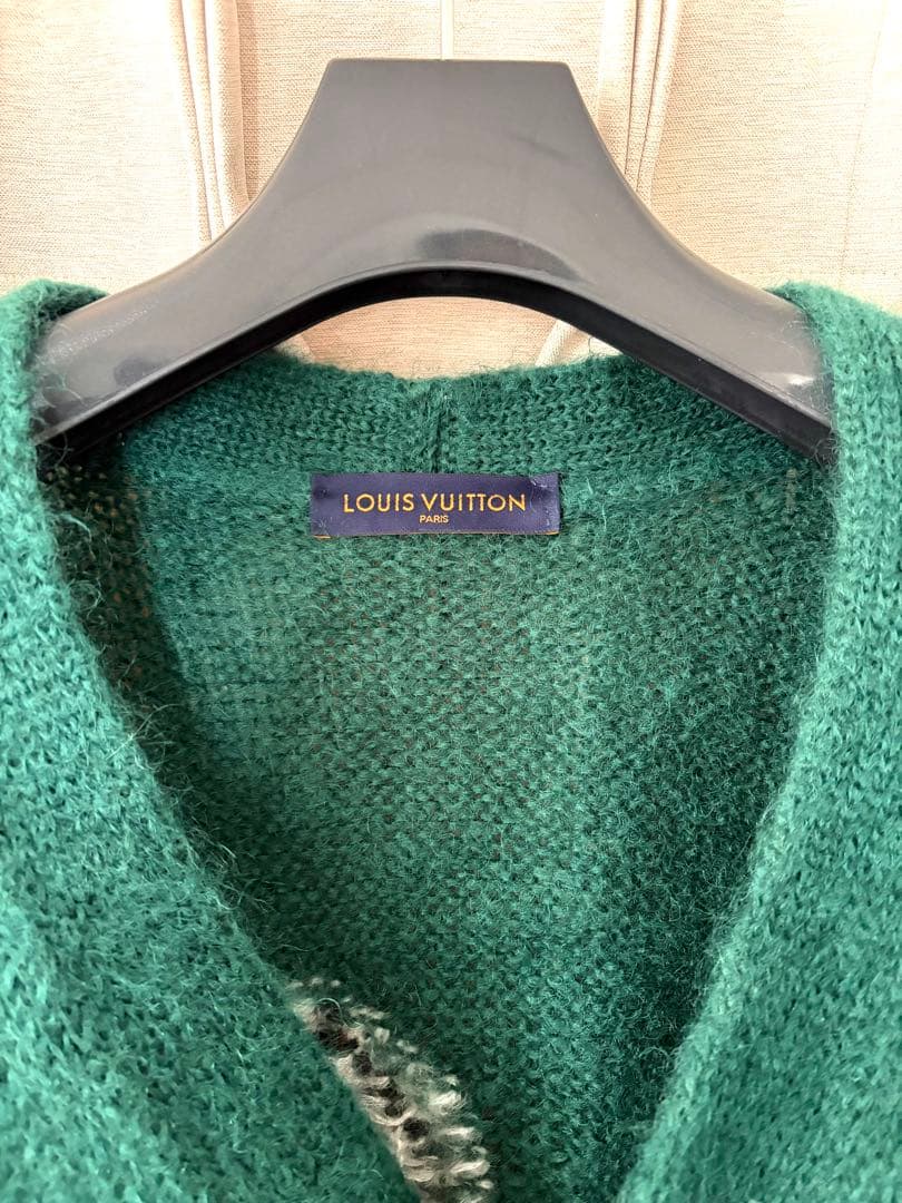 超美品　ルイヴィトン　LOUIS VUITTONグリーン カーディガン