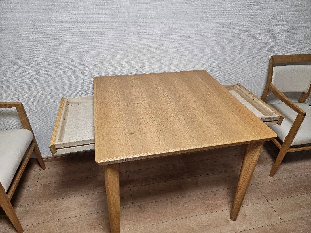 ニトリ木製ダイニングテーブルと椅子2脚セット