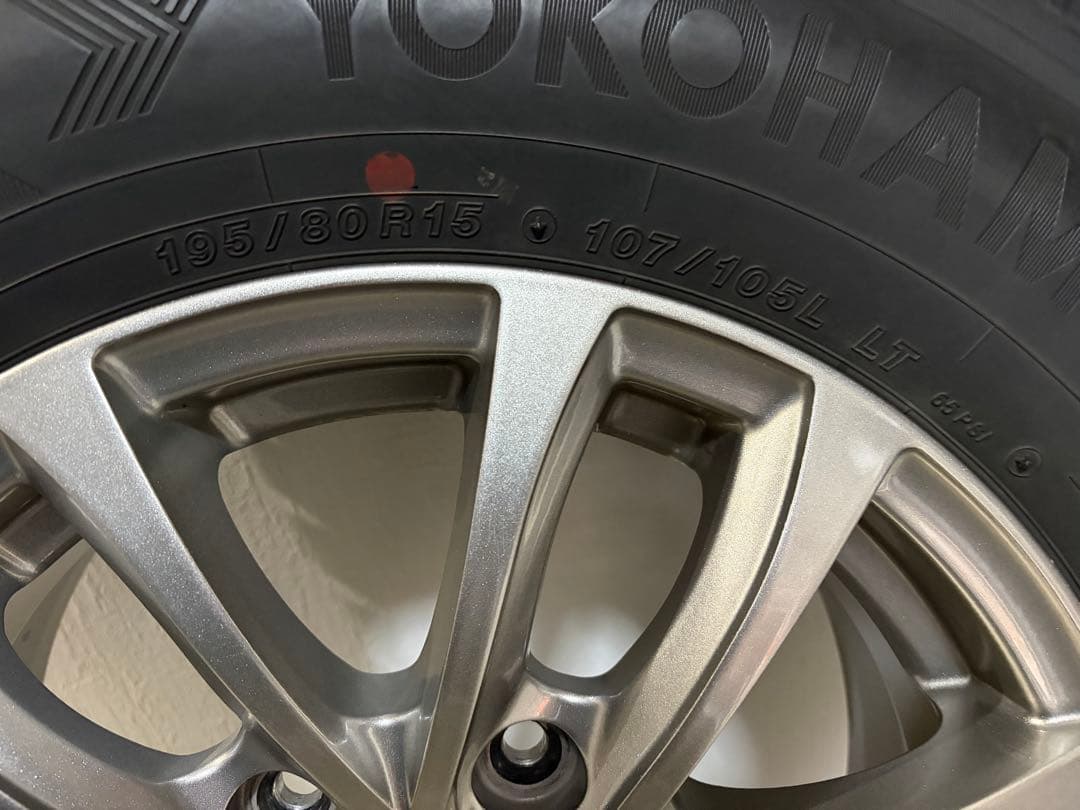 195/80R15 アルミホイール付きスタッドレスタイヤ ４本セットハイエース