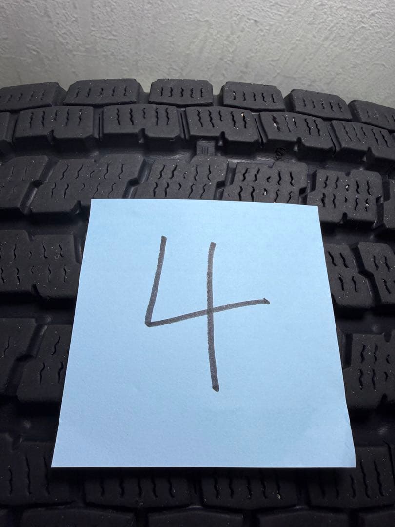 195/80R15 アルミホイール付きスタッドレスタイヤ ４本セットハイエース