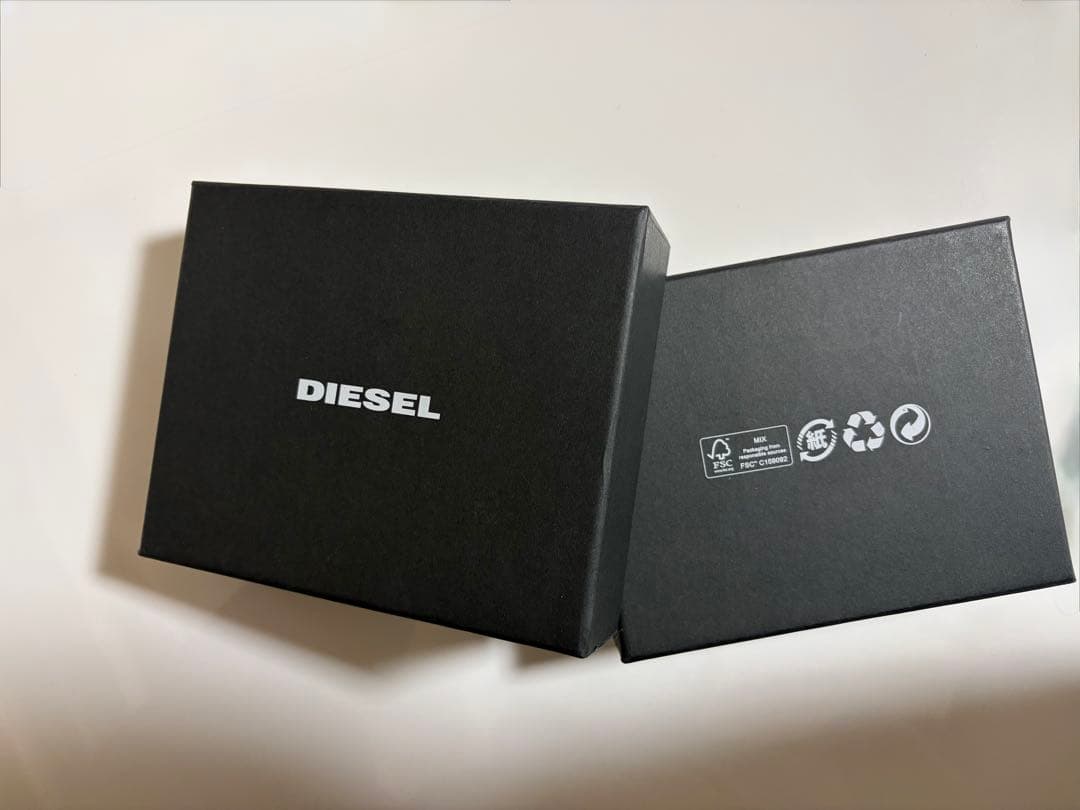 【DIESEL】二つ折り財布