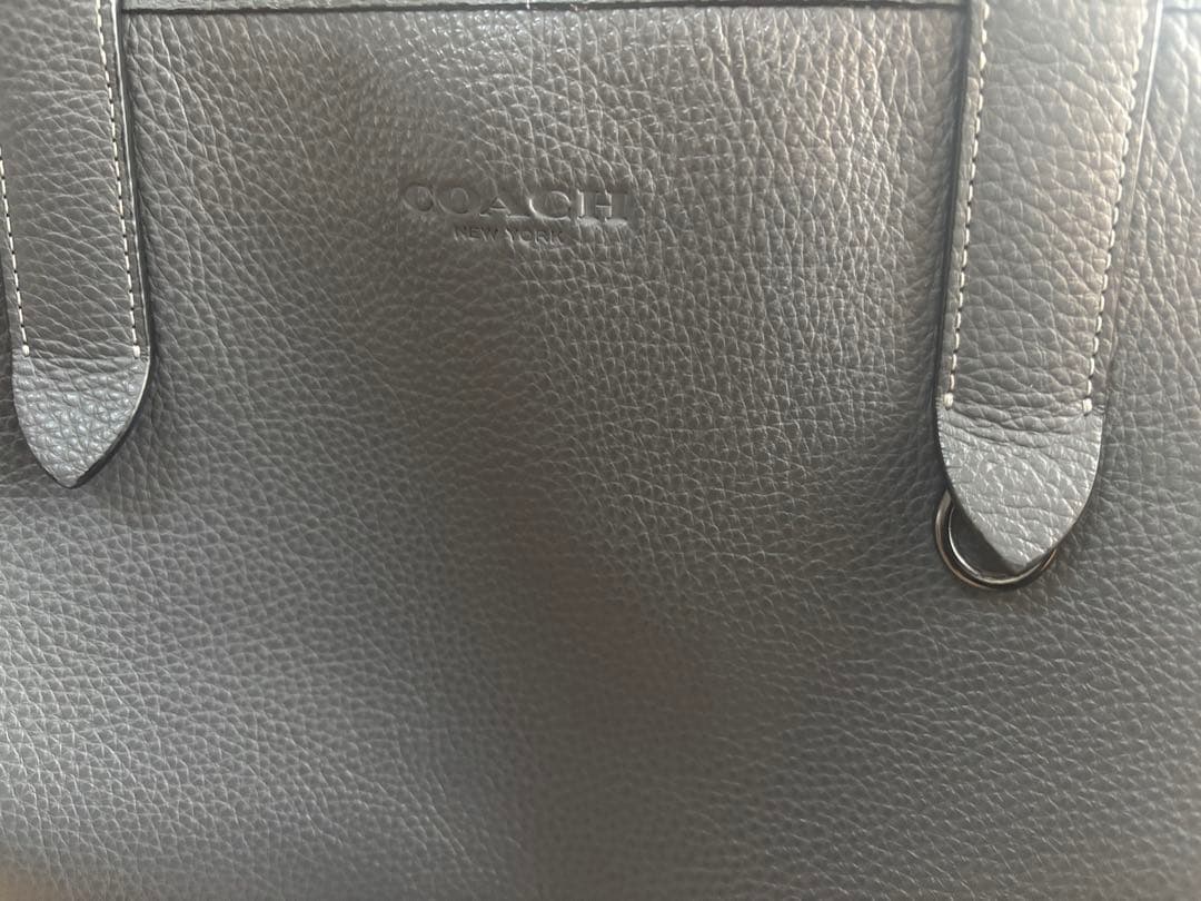 COACH ブラック レザートートバッグ グレーに近い色です