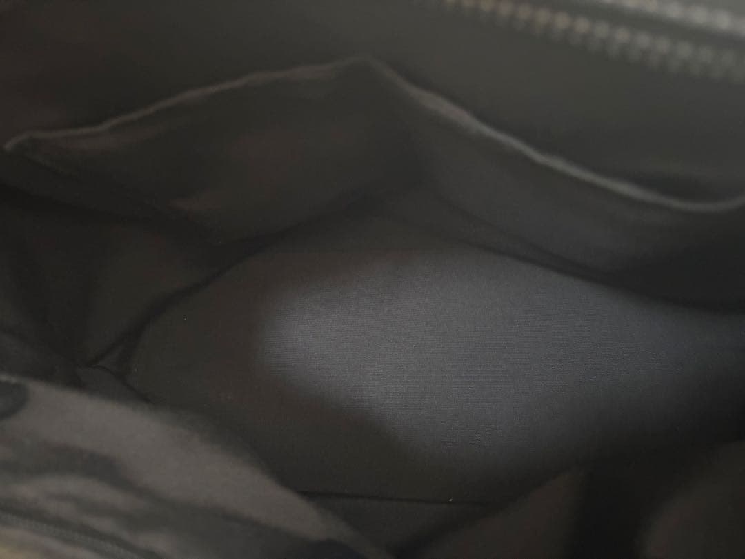COACH ブラック レザートートバッグ グレーに近い色です