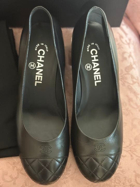 ままごん　　　　　シャネル　CHANEL ブラック　パンプス　未使用
