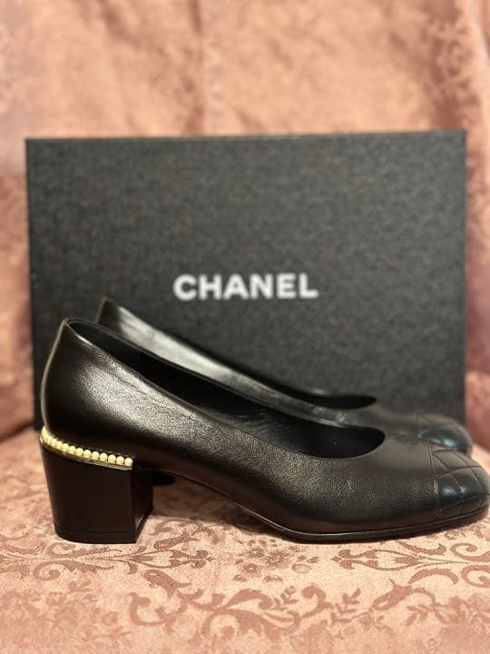 ままごん　　　　　シャネル　CHANEL ブラック　パンプス　未使用