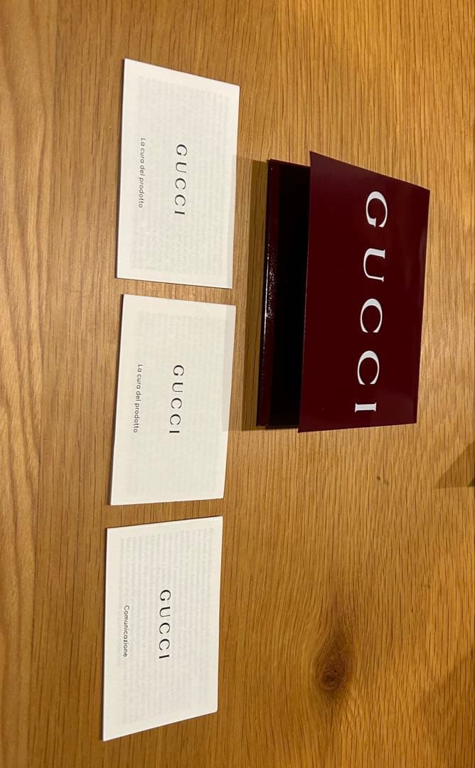 GUCCI グッチ 犬型 キーホルダー　【ドッグ シェイプ バッグ チャーム】