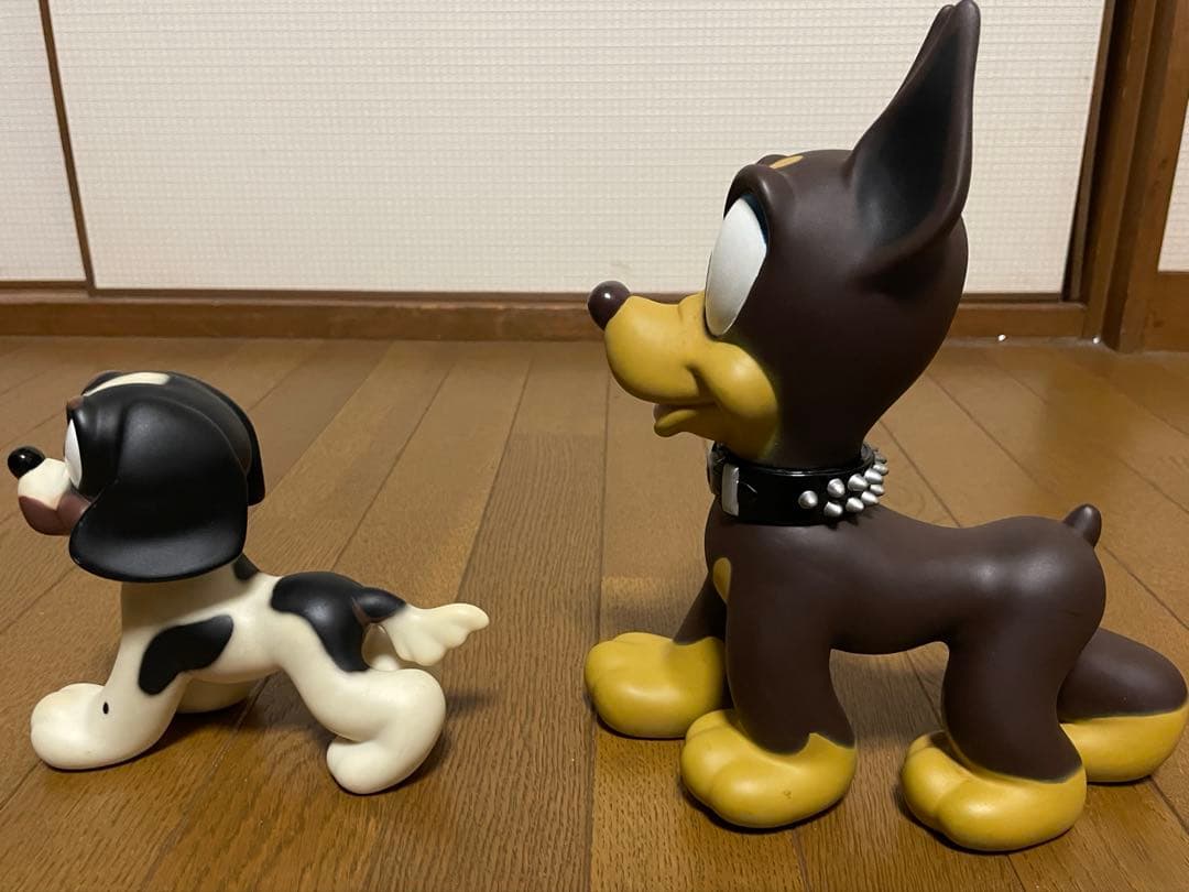 ピ*キ様 NEIGHBORHOODネイバーフッド×メディコムトイ 犬のフィギュア