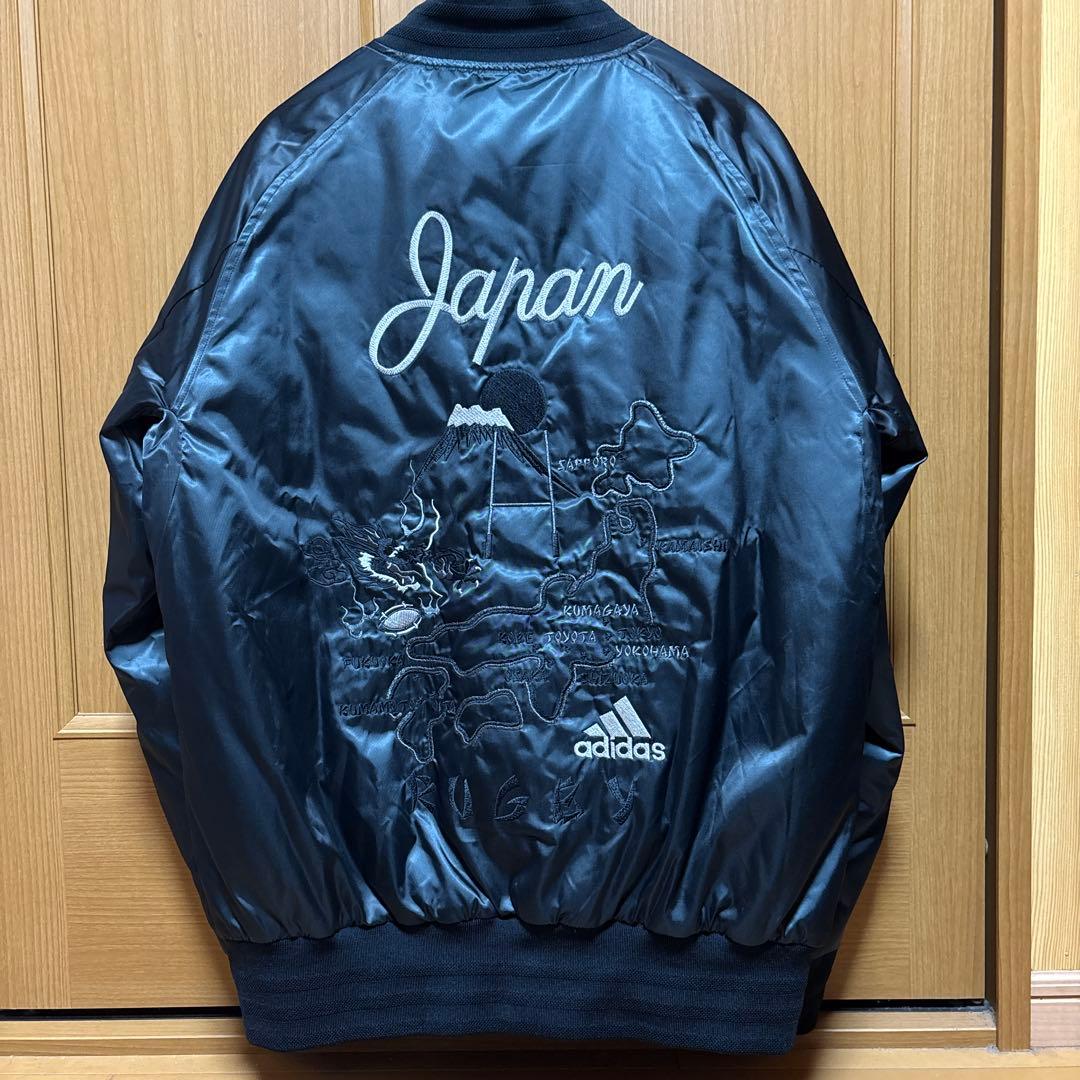 adidas オールブラックス スカジャン