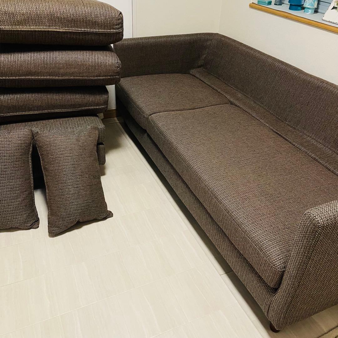 美品　ソファー3人掛けオットマン or 2P +カウチ（クッション組替可能）