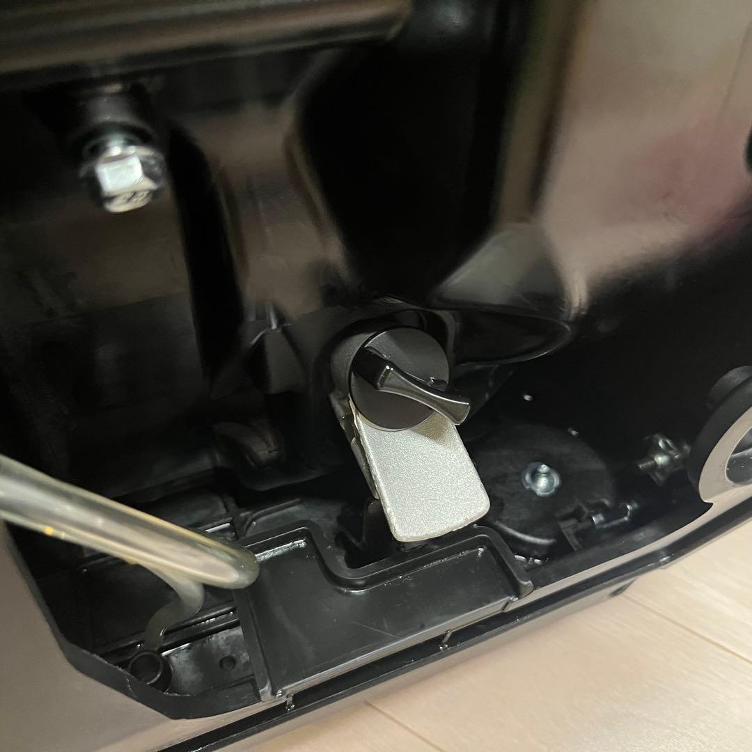 【ほぼ新】EENOUR DK1800iA インバーター発電機 正弦波 高出力