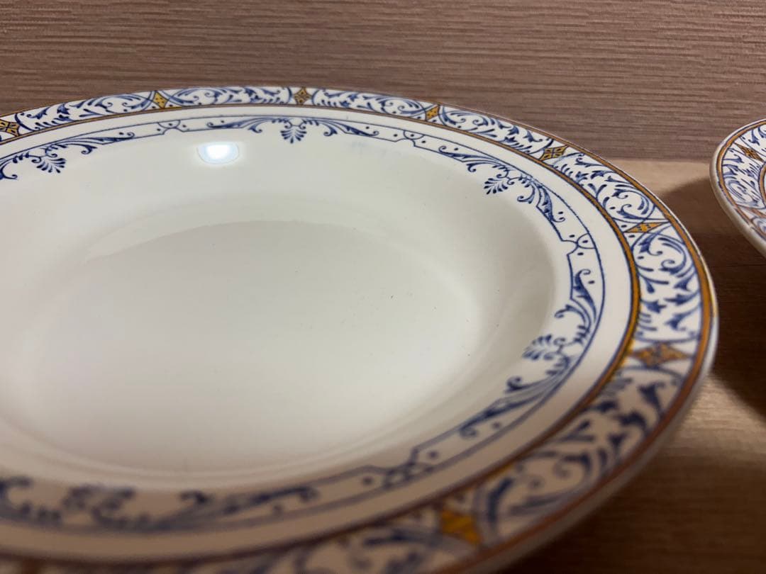 クレイユモントロー　colbert コルベール　深皿　フランスアンティーク皿