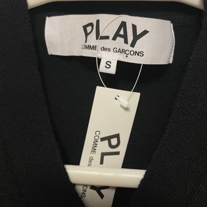 【年末セール】COMMEdesGARCONS Play ハートロゴ カーディガン