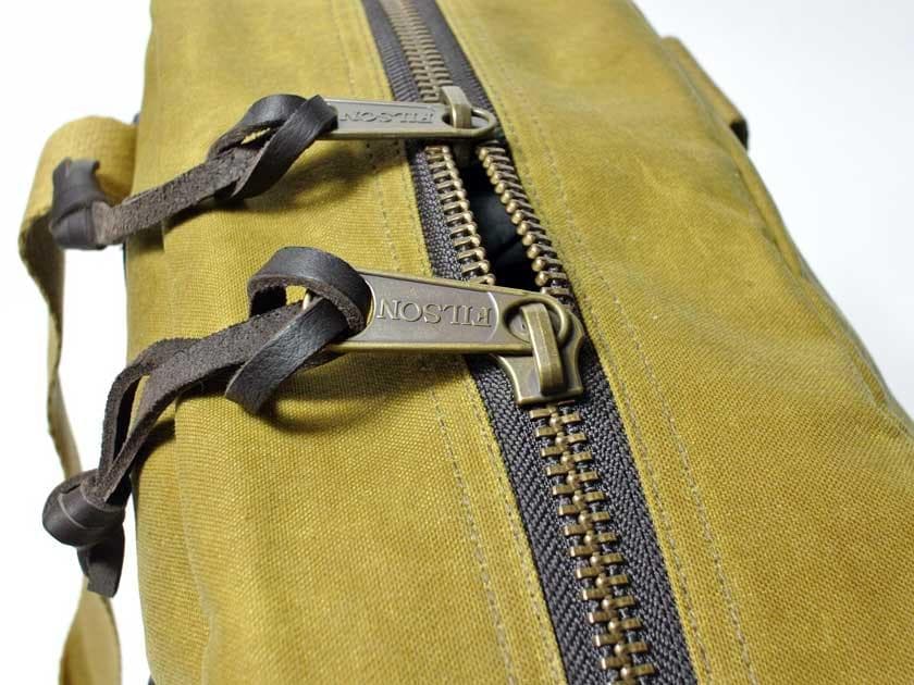 定価7千円引き新品【フィルソン】ティンクロス ジッパートートバッグ・ダークタン