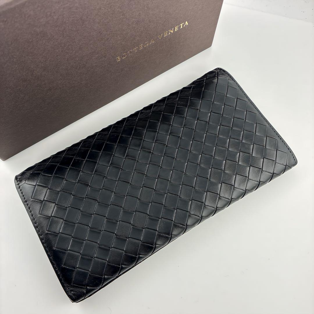 【美品】BOTTEGA VENETA イントレチャート　二つ折レザー　ブラック
