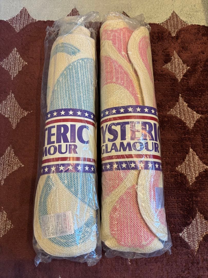 HYSTERIC GLAMOUR ノベルティ ヒスベアのラグマット