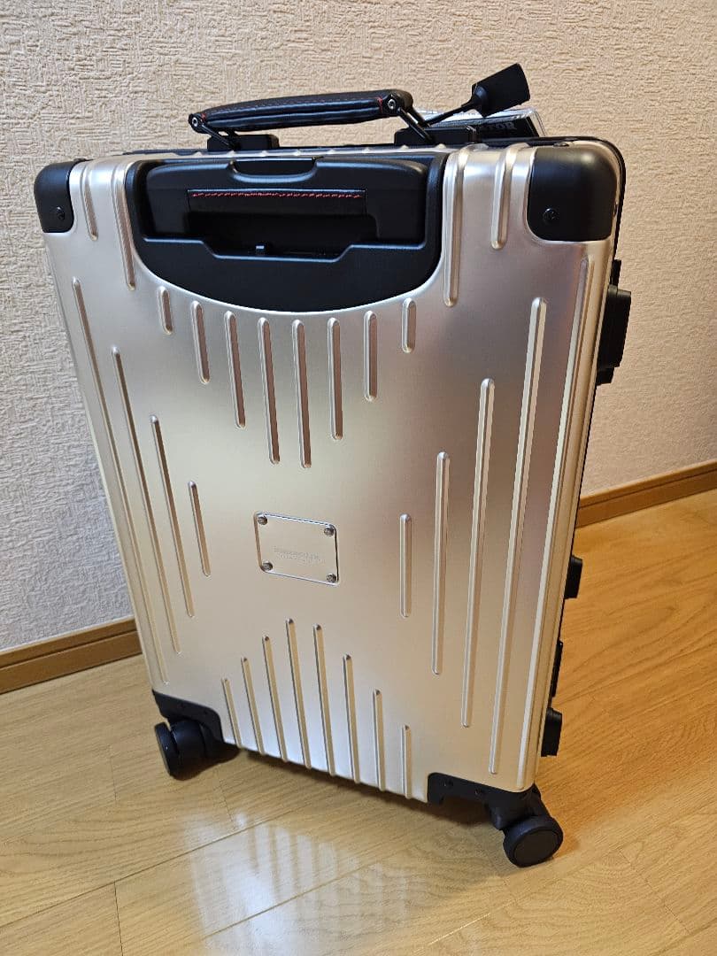 ☆ 新品 未使用 イノベーター メタル INV1811STP 36L 最新型