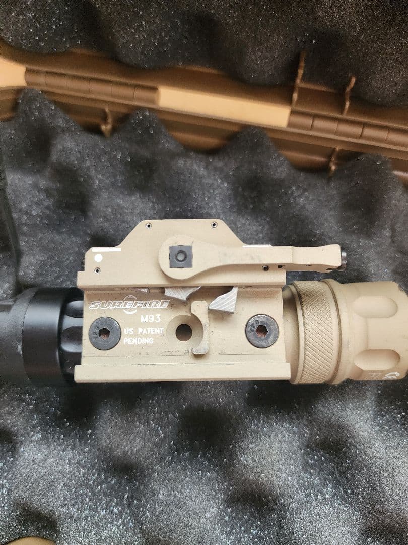 SUREFIRE KM3 実物