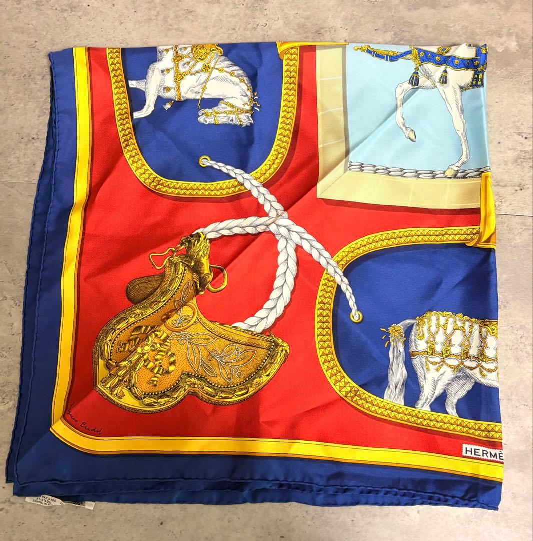 HERMES カレ90 スカーフ GRAND APPARAT 盛装の馬