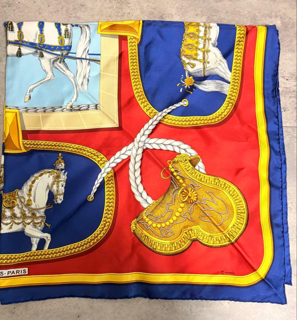 HERMES カレ90 スカーフ GRAND APPARAT 盛装の馬