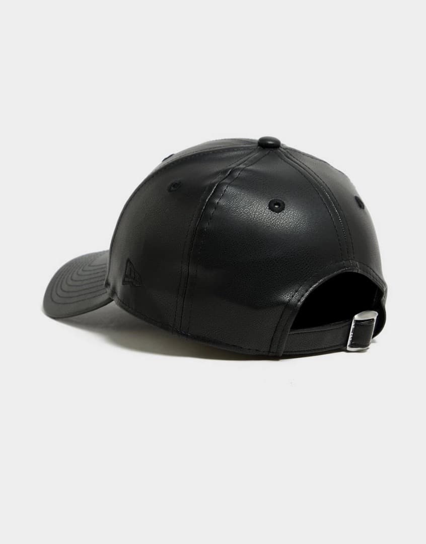 新品☆大人気☆レザールック☆ニューエラ キャップ 9FORTY NEW ERA