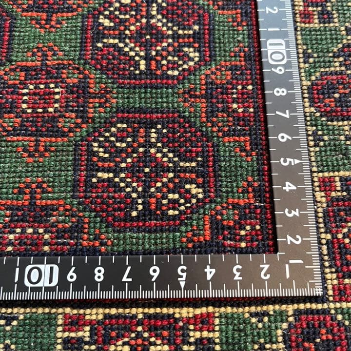 【新品未使用】アフガニスタン産 絨毯 ホジャロシュナイ　ペルシャ