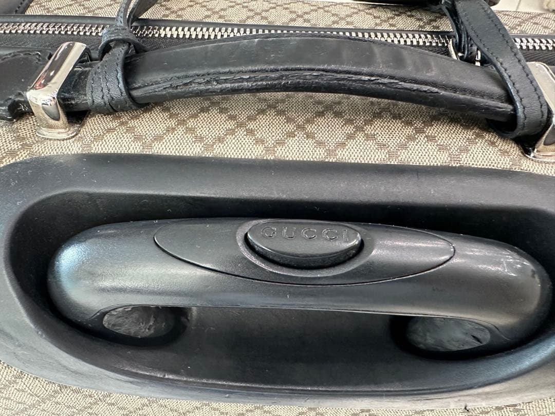 GUCCI ダイヤモンドパターン キャリーケース