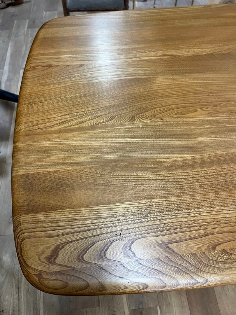 アーコール ercol ダイニングテーブル