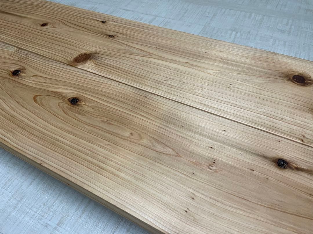 ローテーブル　国産杉無垢材　カフェ板　テーブル