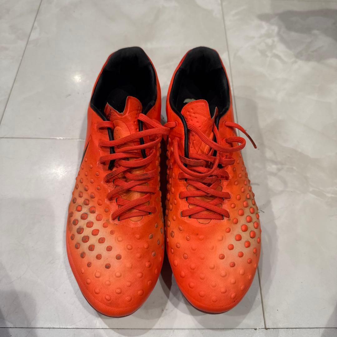 サッカースパイク　26.5