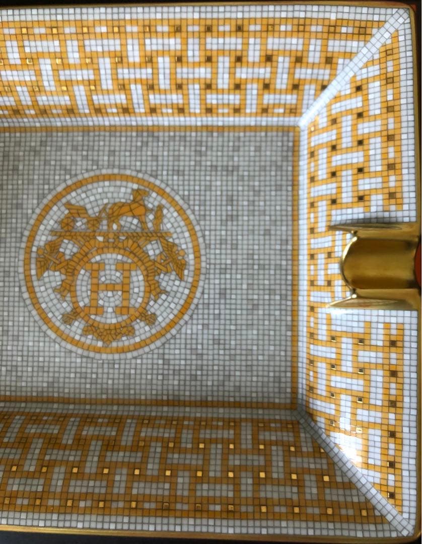 新品、未使用品 Hermes エルメス　モザイク ヴァンキャトル　灰皿