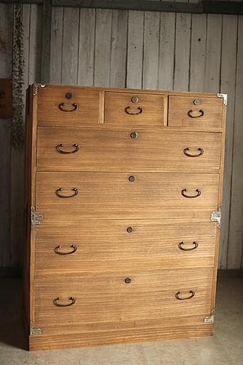 古く味のある木製の引き出し5杯　チェスト　昭和レトロ　タンス　古家具　古民家