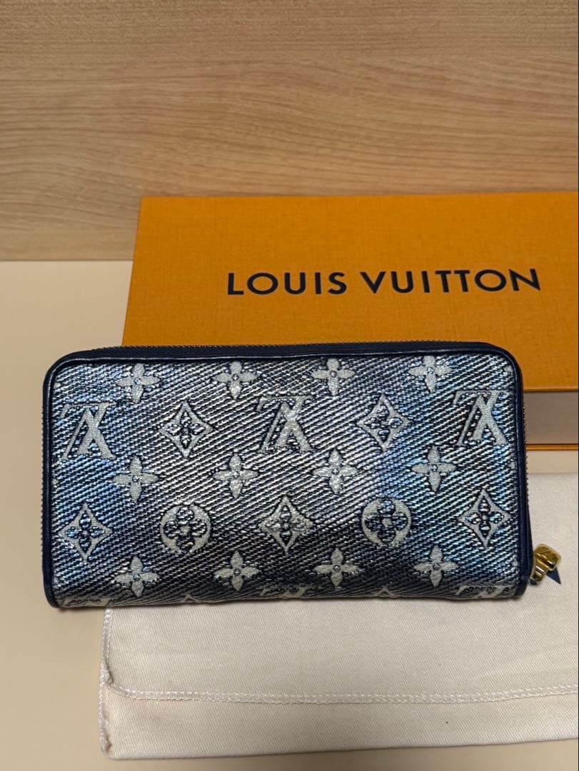 レ*オ様 【美品】LOUIS VUITTON ジャガードジッピーウォレット 長財
