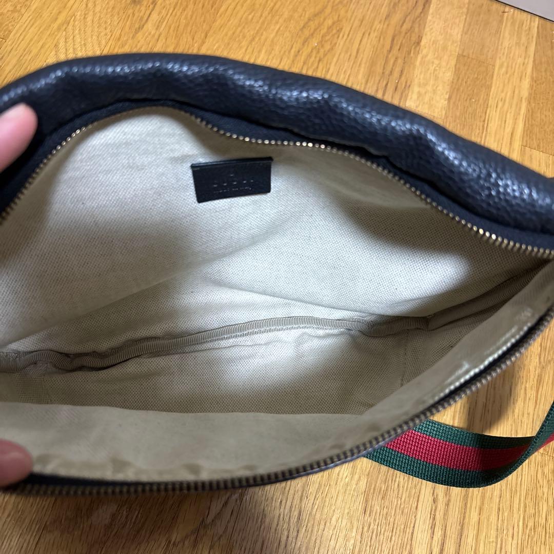 GUCCI ボディバッグ　グッチ　ヴィンテージロゴ